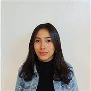 Profesora nativa de español, licenciada en idiomas extranjeros con 3 años de experiencia en la educación musical y de idiomas
